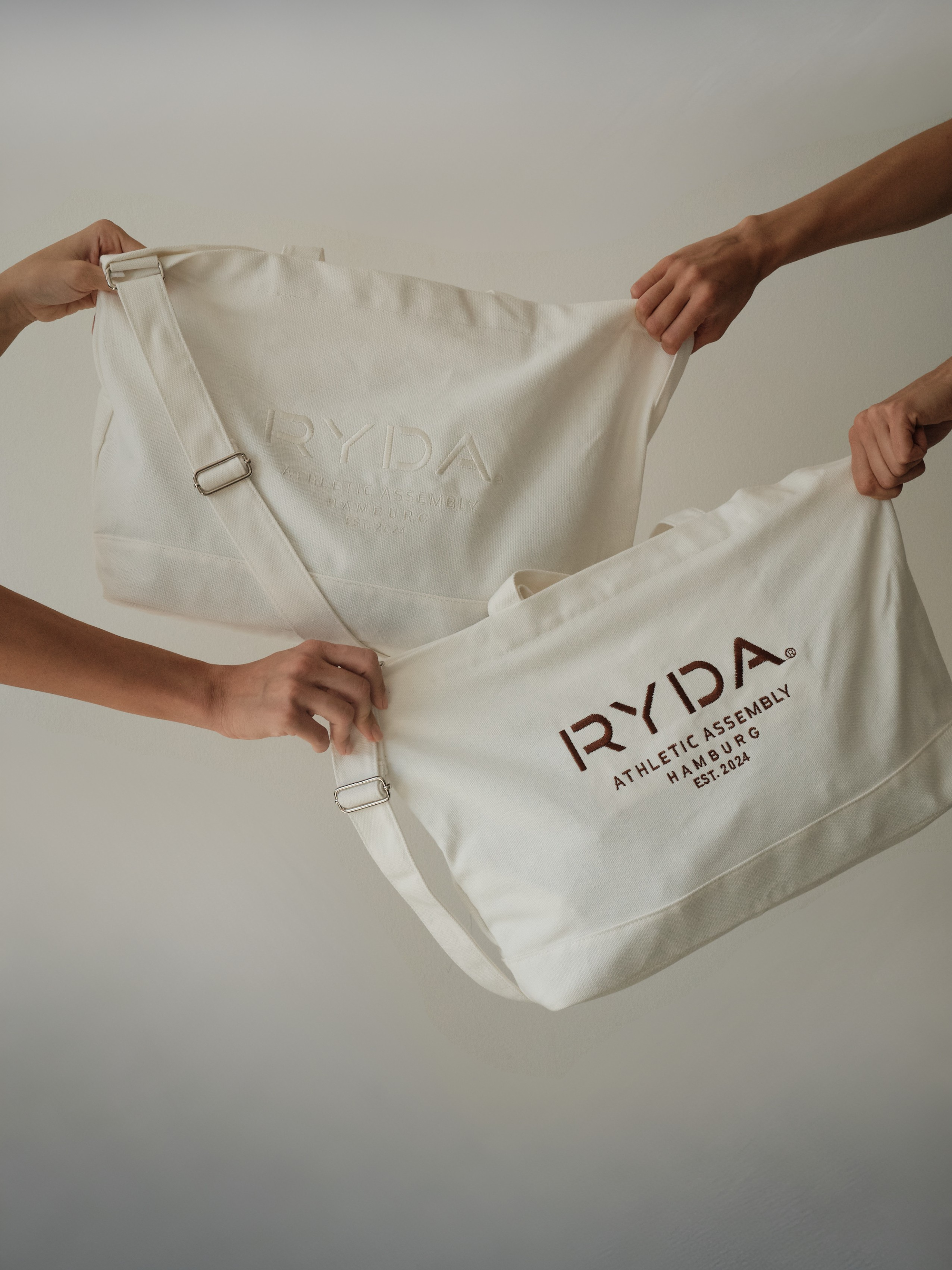 RYDA Canvas Bag als vielseitige Tasche für Alltag, Sport und Reisen
