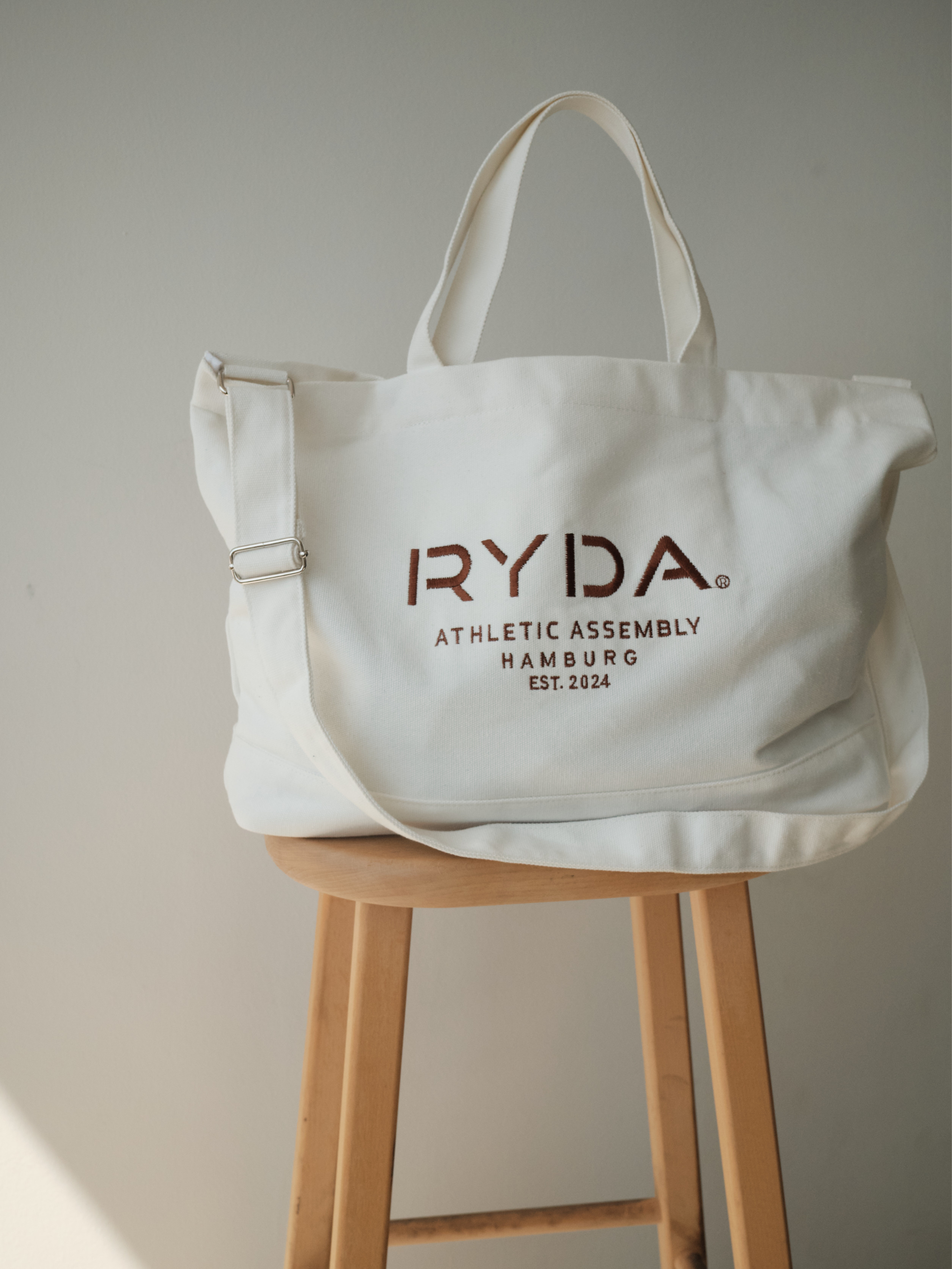 RYDA Canvas Bag – Tote Bag aus robustem Oyster Canvas mit Crossbody-Gurt