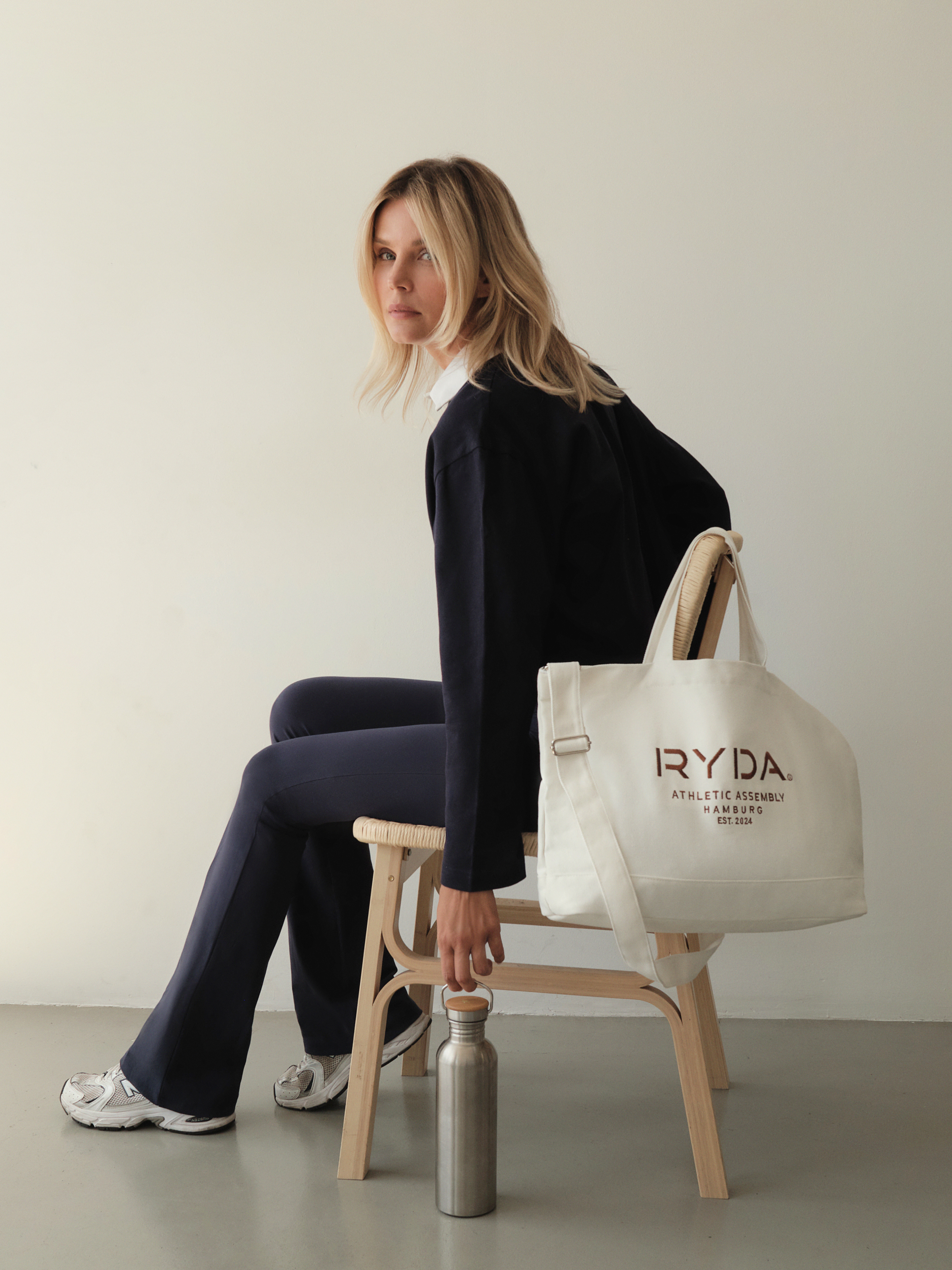 Innenraum der RYDA Canvas Bag mit Reißverschlusstasche und Schlüsselclip