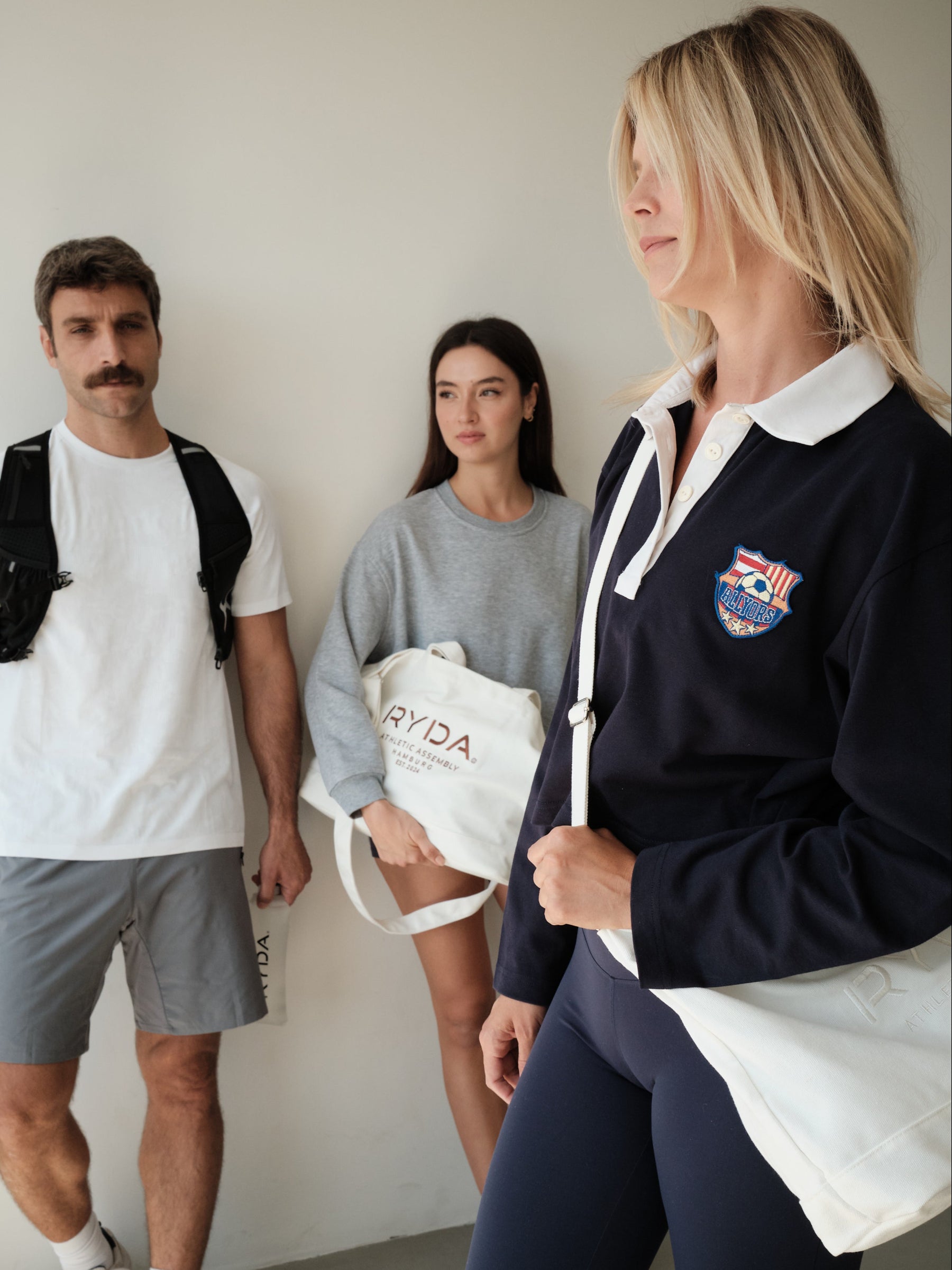 RYDA Essentials Set – Running Vest + Canvas Bag